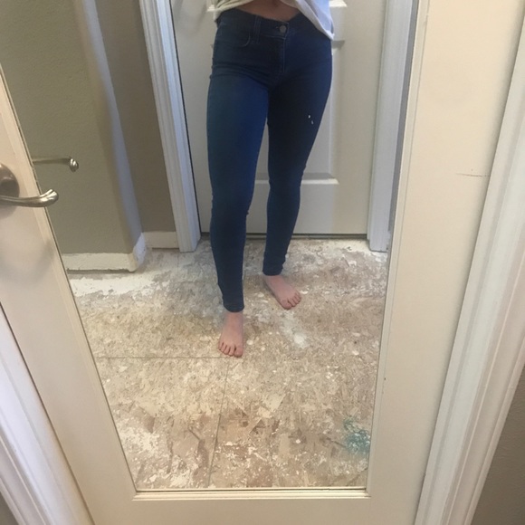 Levi’s denim jean - Picture 1 of 3